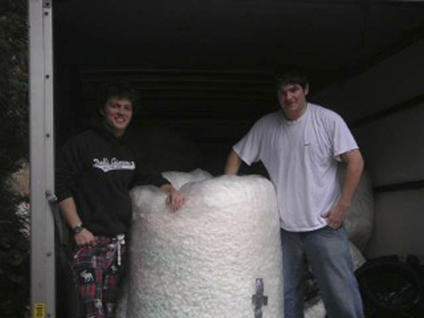 Loading Packing Peanuts